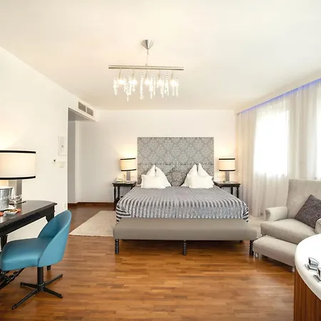 Boutique Szarcsa Otel İstolni Belgrad