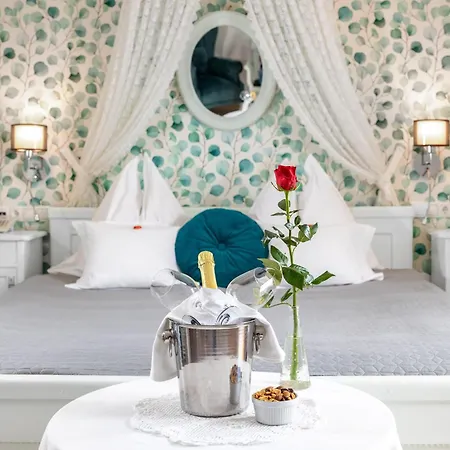 Boutique Szarcsa Otel