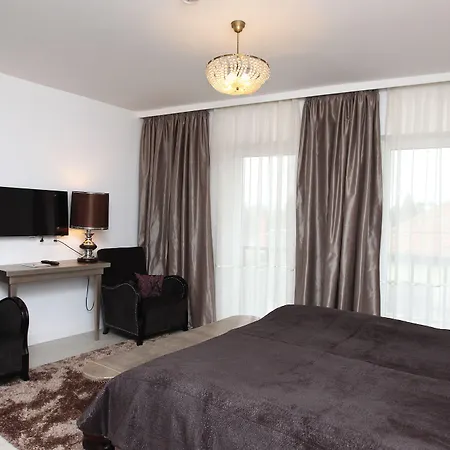 Boutique Szarcsa