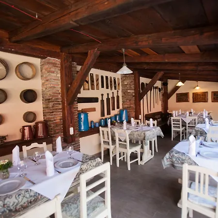 Szarcsa 3*