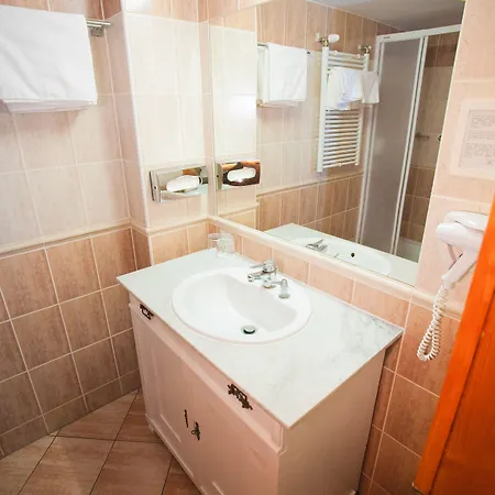 Hotel Szarcsa Szekesfehervar