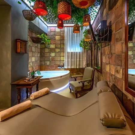 Hotel Szarcsa 3*
