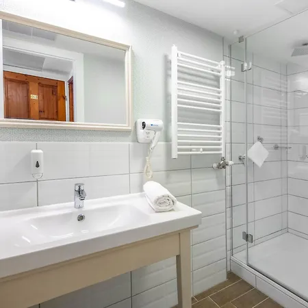 Szarcsa Hotel 3*