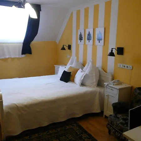 Boutique Szarcsa Otel İstolni Belgrad