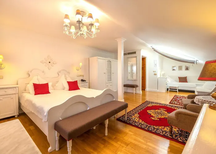 Boutique Szarcsa İstolni Belgrad