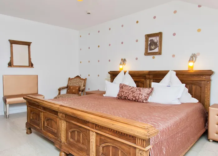 Boutique Szarcsa Otel